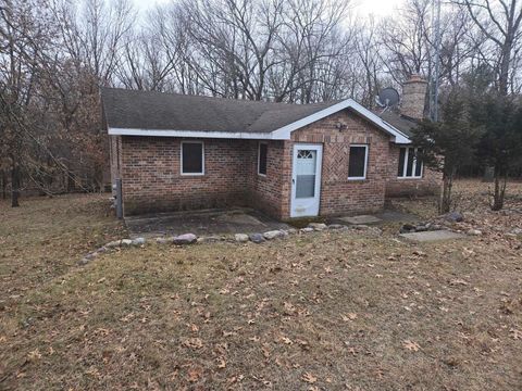 Photo of 1877 W 16th Avenue, Friendship, WI 53934 (MLS # 2016929)