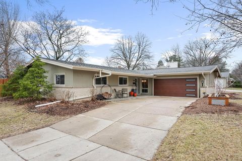 Photo of 5201 Fairway Drive, Madison, WI 53711 (MLS # 2018101)