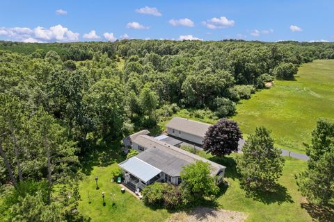 Photo of 459 Fur Court, Wisconsin Dells, WI 53965 (MLS # 2004389)