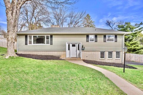Photo of 612 Roosevelt Street, Fort Atkinson, WI 53538 (MLS # 2020273)