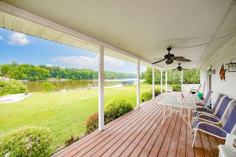 Photo of 9093 N Arrowhead Shores Road, Edgerton, WI 53534 (MLS # 2002386)