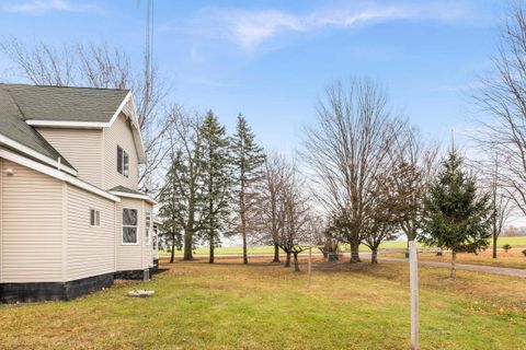Tiny photo for N4261 County Rd N Road, Markesan, WI 53946 (MLS # 2013046)