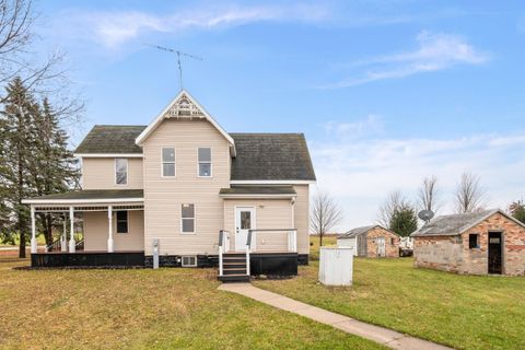 Tiny photo for N4261 County Rd N Road, Markesan, WI 53946 (MLS # 2013046)