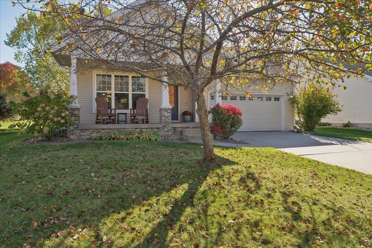 7235 Arctic Fox Drive