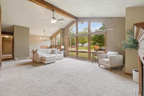 Photo of 1104 Blaine Street, Edgerton, WI 53534 (MLS # 2011002)