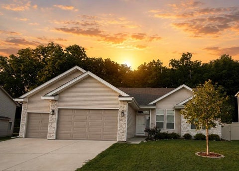 Photo of 116 Valle Tell Drive, New Glarus, WI 53574 (MLS # 2033078)