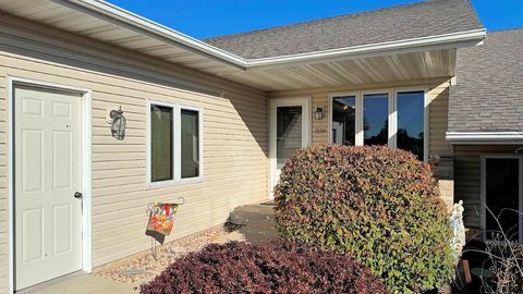 Photo of 1559 N Dewey Avenue, Reedsburg, WI 53959 (MLS # 2010617)
