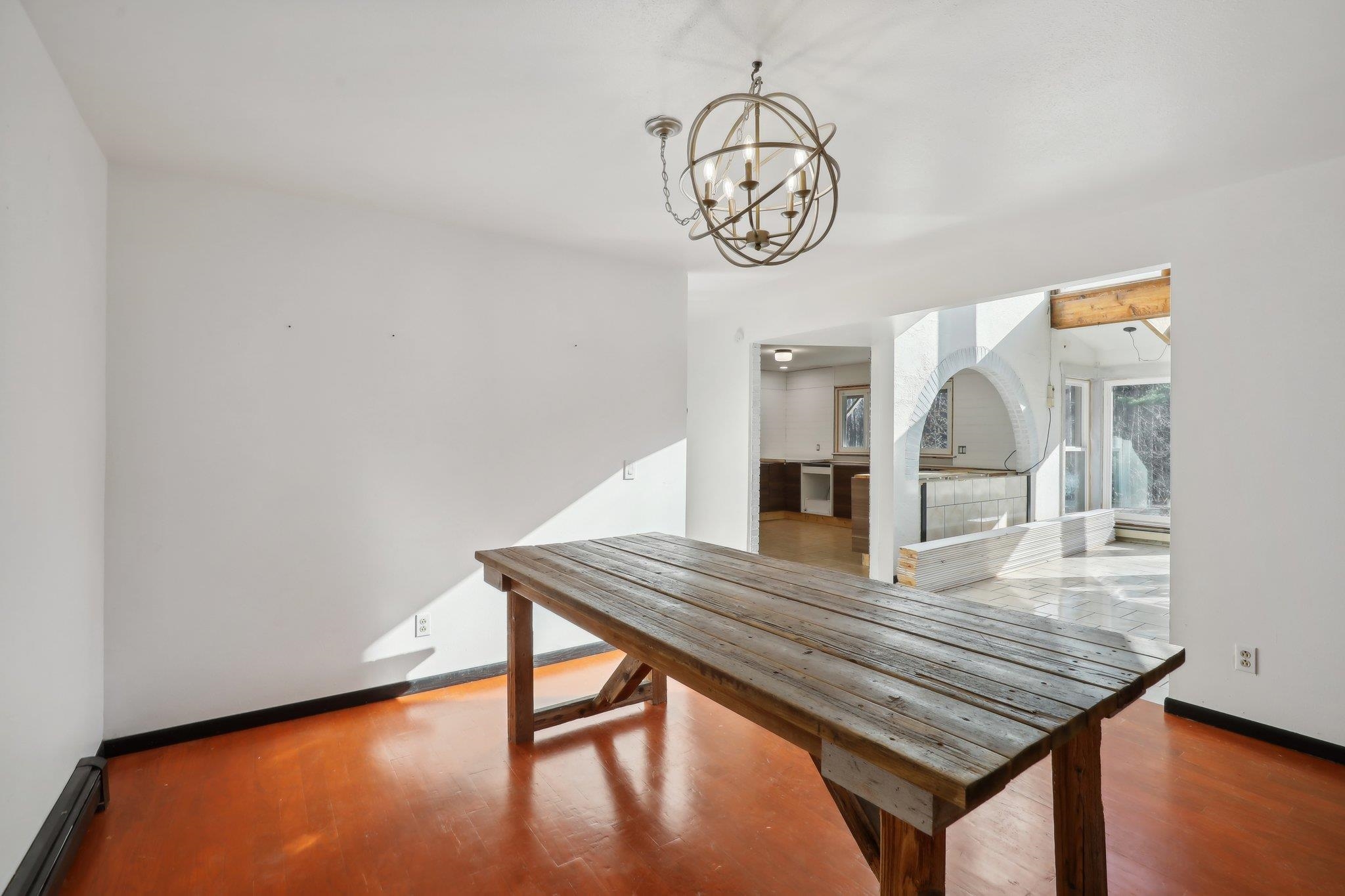 Reedsburg, Wisconsin 53959, United States, 4 Bedrooms Bedrooms, ,3 BathroomsBathrooms,Residential,Active,34042