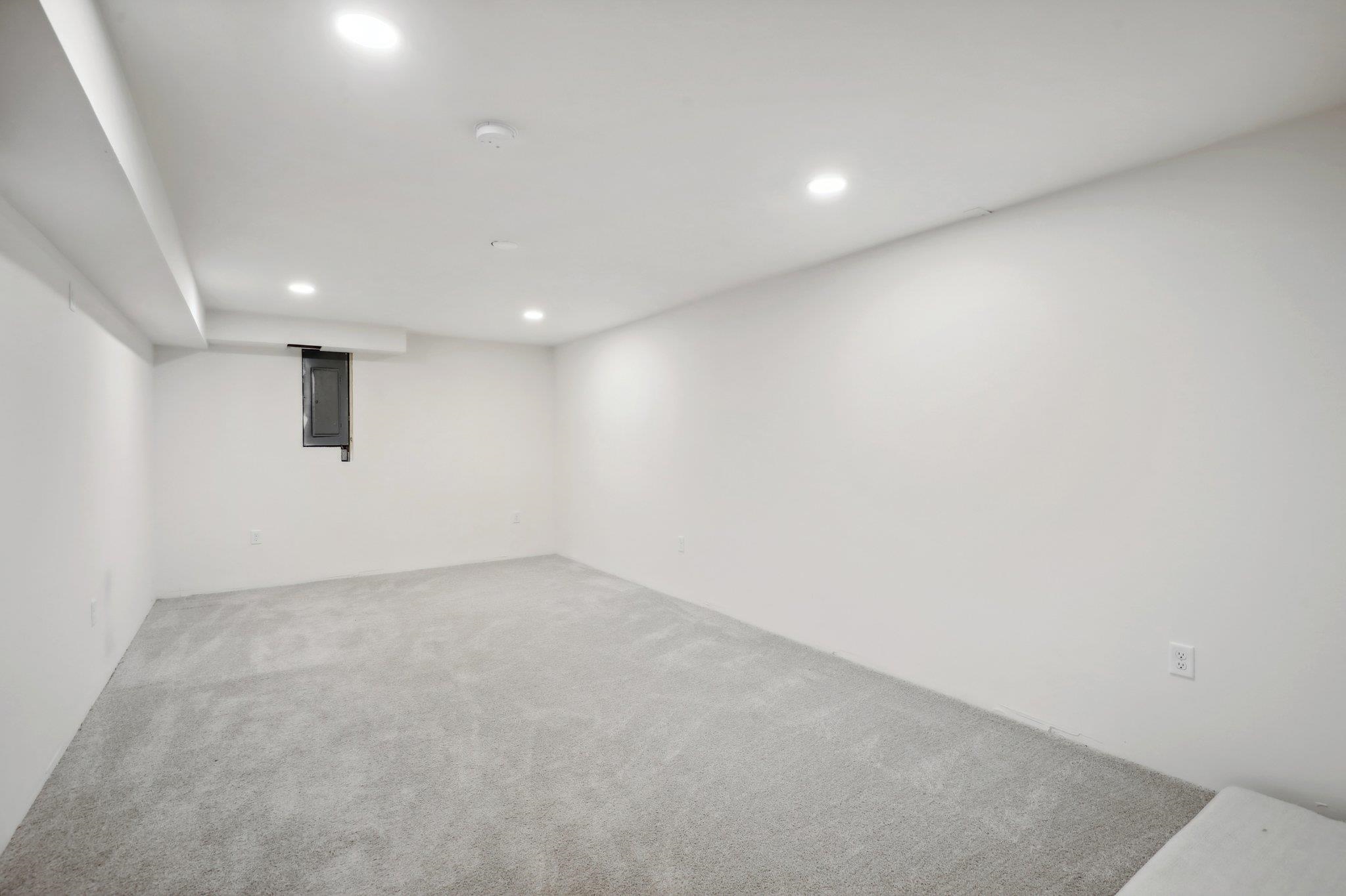 Reedsburg, Wisconsin 53959, United States, 4 Bedrooms Bedrooms, ,3 BathroomsBathrooms,Residential,Active,34042