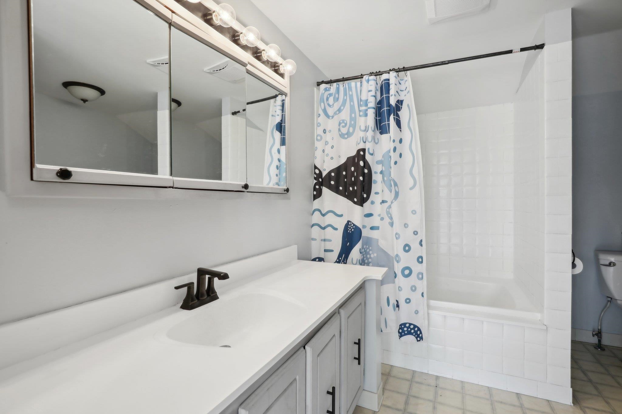 Reedsburg, Wisconsin 53959, United States, 4 Bedrooms Bedrooms, ,3 BathroomsBathrooms,Residential,Active,34042