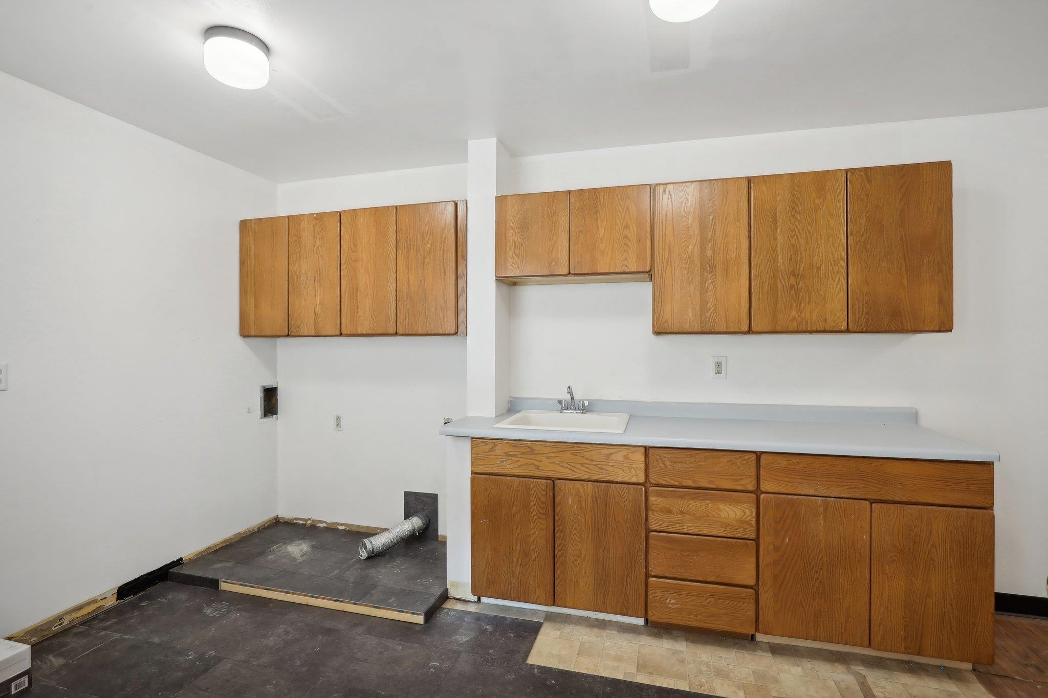 Reedsburg, Wisconsin 53959, United States, 4 Bedrooms Bedrooms, ,3 BathroomsBathrooms,Residential,Active,34042