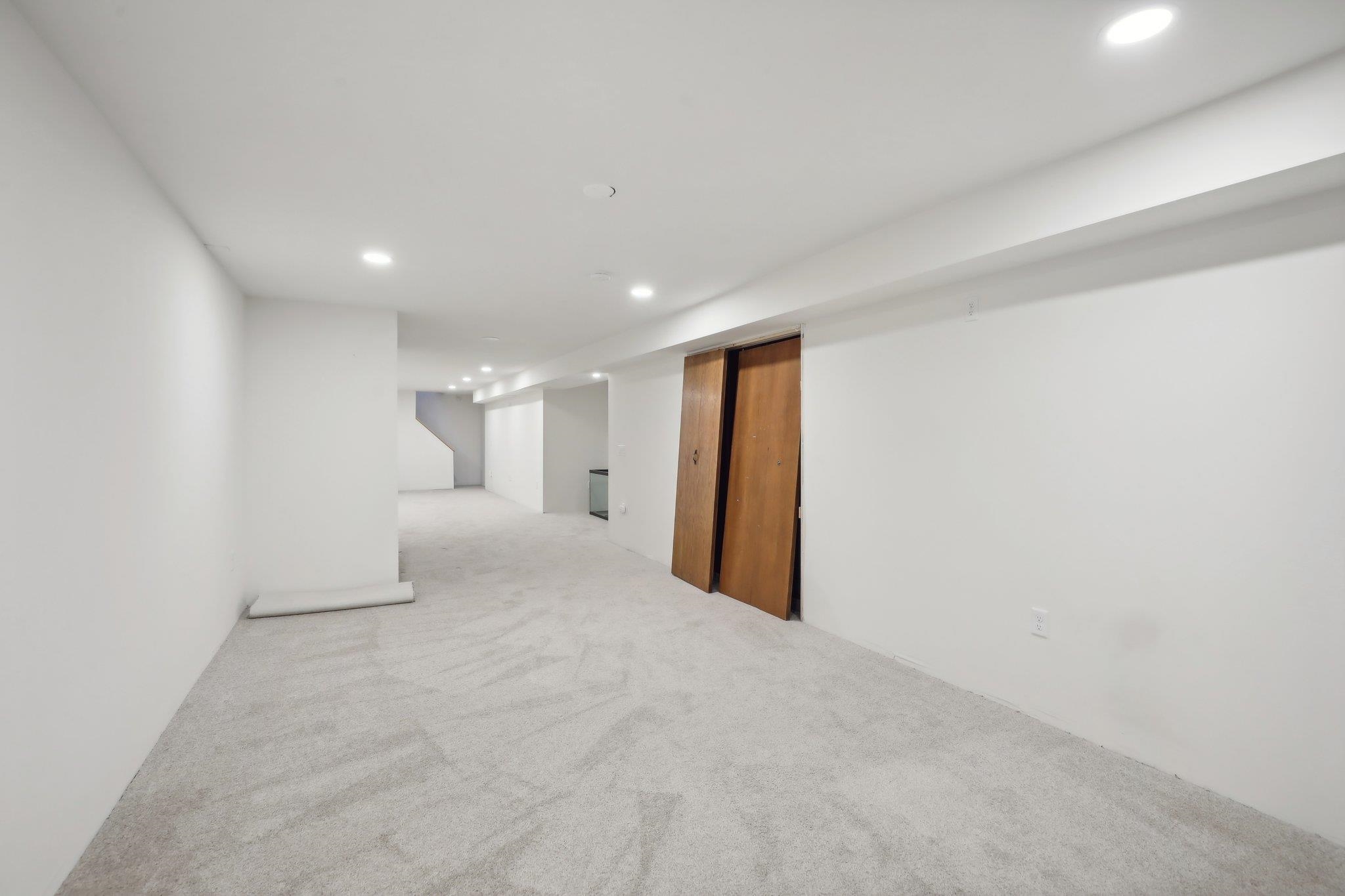 Reedsburg, Wisconsin 53959, United States, 4 Bedrooms Bedrooms, ,3 BathroomsBathrooms,Residential,Active,34042