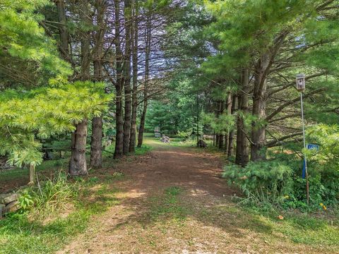 Photo of E4368 W Redstone Drive, La Valle, WI 53941 (MLS # 2006477)