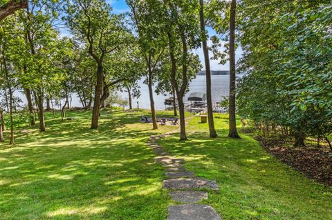 Tiny photo for W2915 Orchard Avenue, Green Lake, WI 54941 (MLS # 2001580)