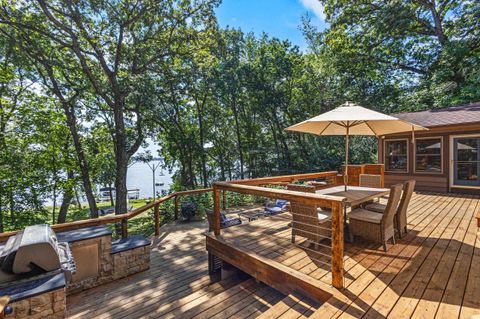 Tiny photo for W2915 Orchard Avenue, Green Lake, WI 54941 (MLS # 2001580)