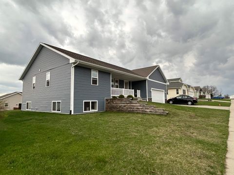 Photo of 1440 Tillberry Drive, Baraboo, WI 53913 (MLS # 2021195)