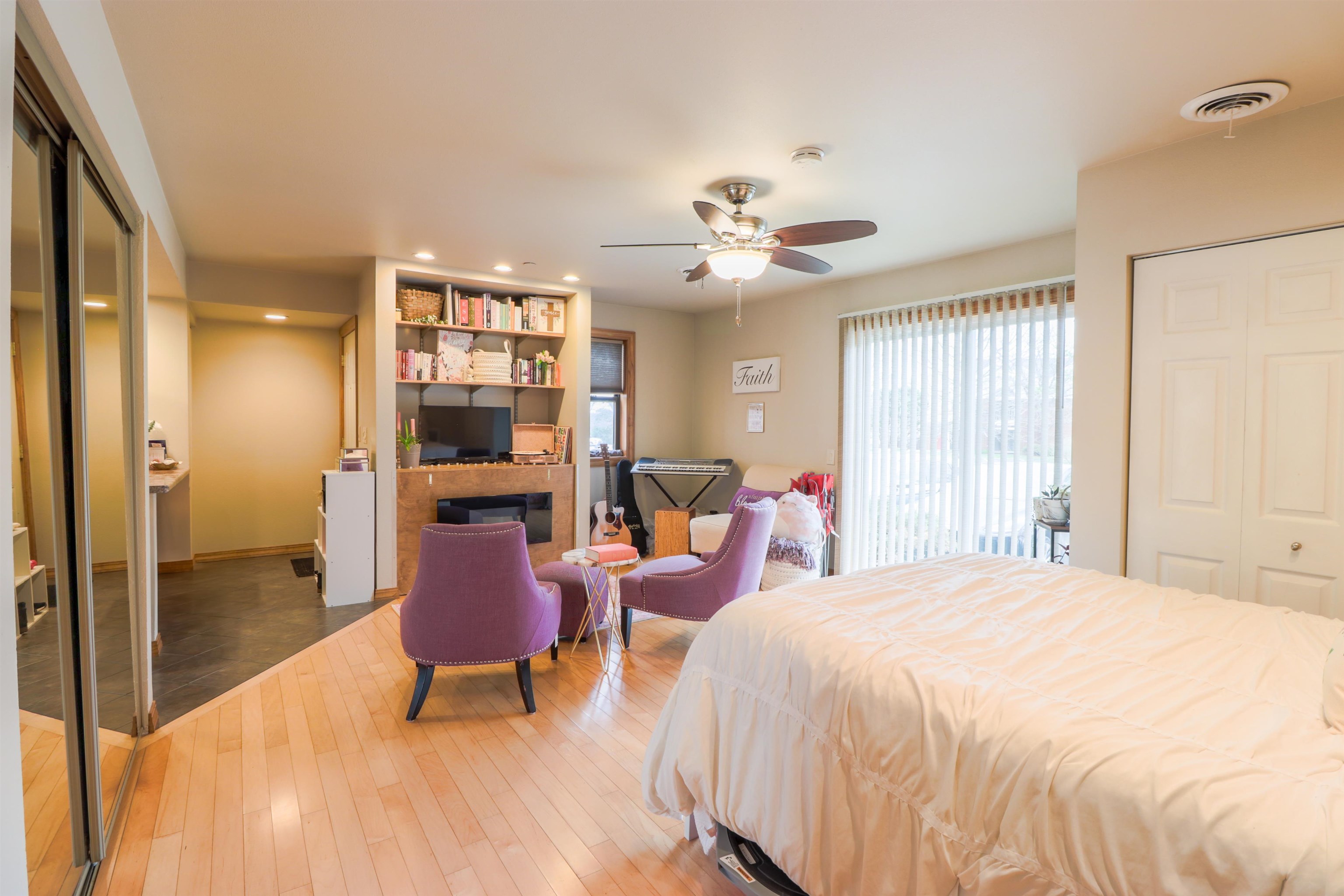 509 D'Onofrio Drive 1