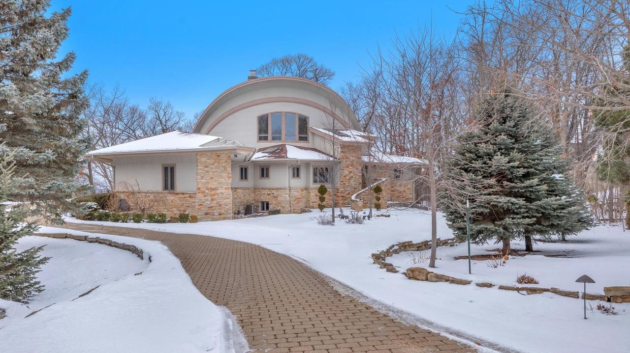 Photo 1 of 55 — 58 Oakridge Court, Fond Du Lac, WI 54937