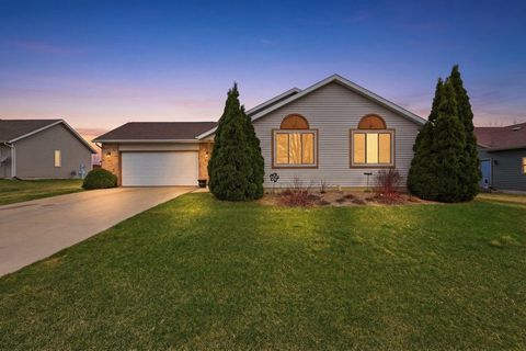 Photo of 1129 Lincoln Road, Oregon, WI 53575 (MLS # 2019208)