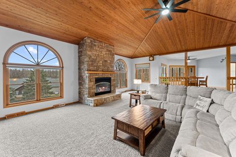 Tiny photo for S4362 Fox Hill Circle, Baraboo, WI 53913 (MLS # 2012805)