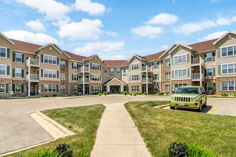 Photo of 6833 Parkside Circle, Windsor, WI 53532 (MLS # 2032964)