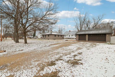 Tiny photo for 278 Central Avenue, Montello, WI 53949 (MLS # 2013154)