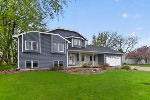 Photo of 383 Sunnyview Lane, Marshall, WI 53559 (MLS # 2022011)