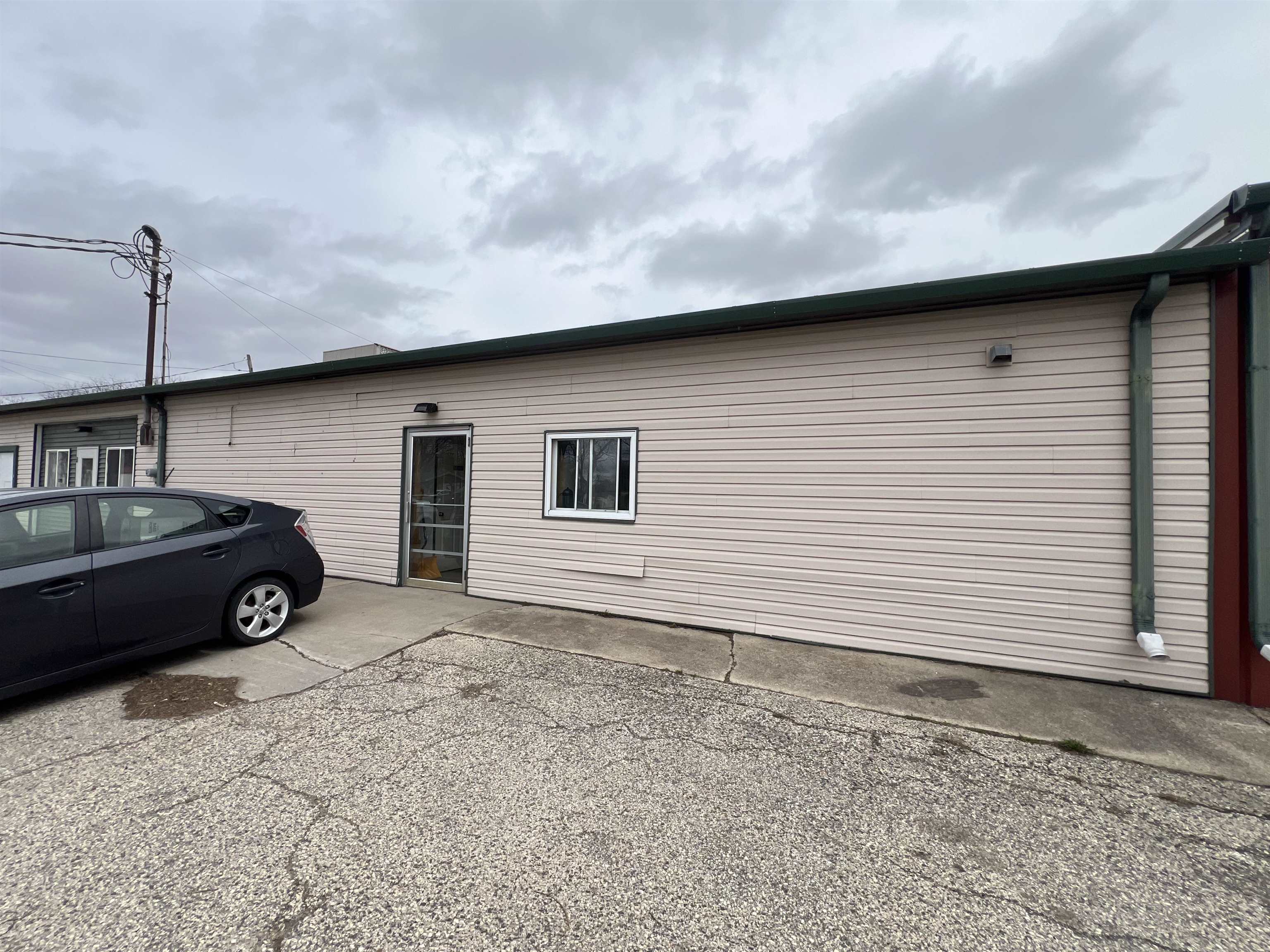 6895 Paoli Road