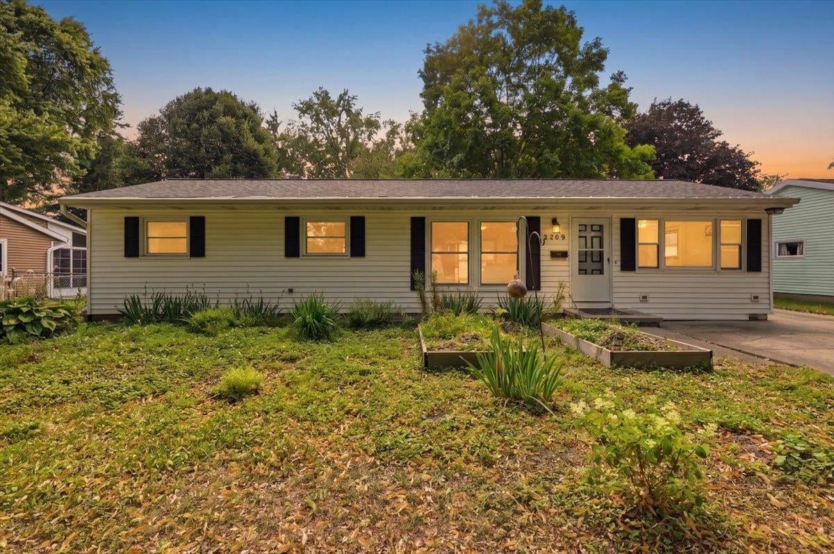 Photo 1 of 49 — 2209 Prairie Road, Madison, WI 53711