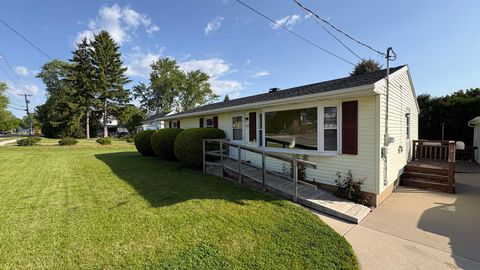 Photo of 641 Janesville Street, Oregon, WI 53575 (MLS # 2023371)