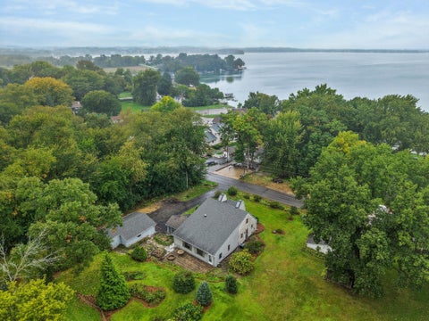 Photo of 3287 Brooklyn Drive, Stoughton, WI 53589 (MLS # 2034164)