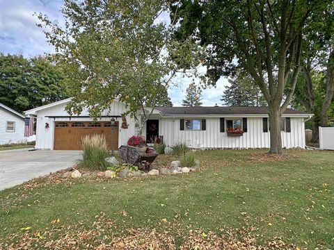 Photo of 128 Romar Drive, Milton, WI 53563 (MLS # 2010766)