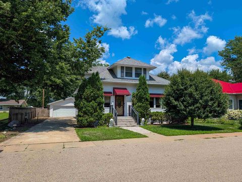 Photo of 303 Lafollette Street, Blue River, WI 53518 (MLS # 2027600)