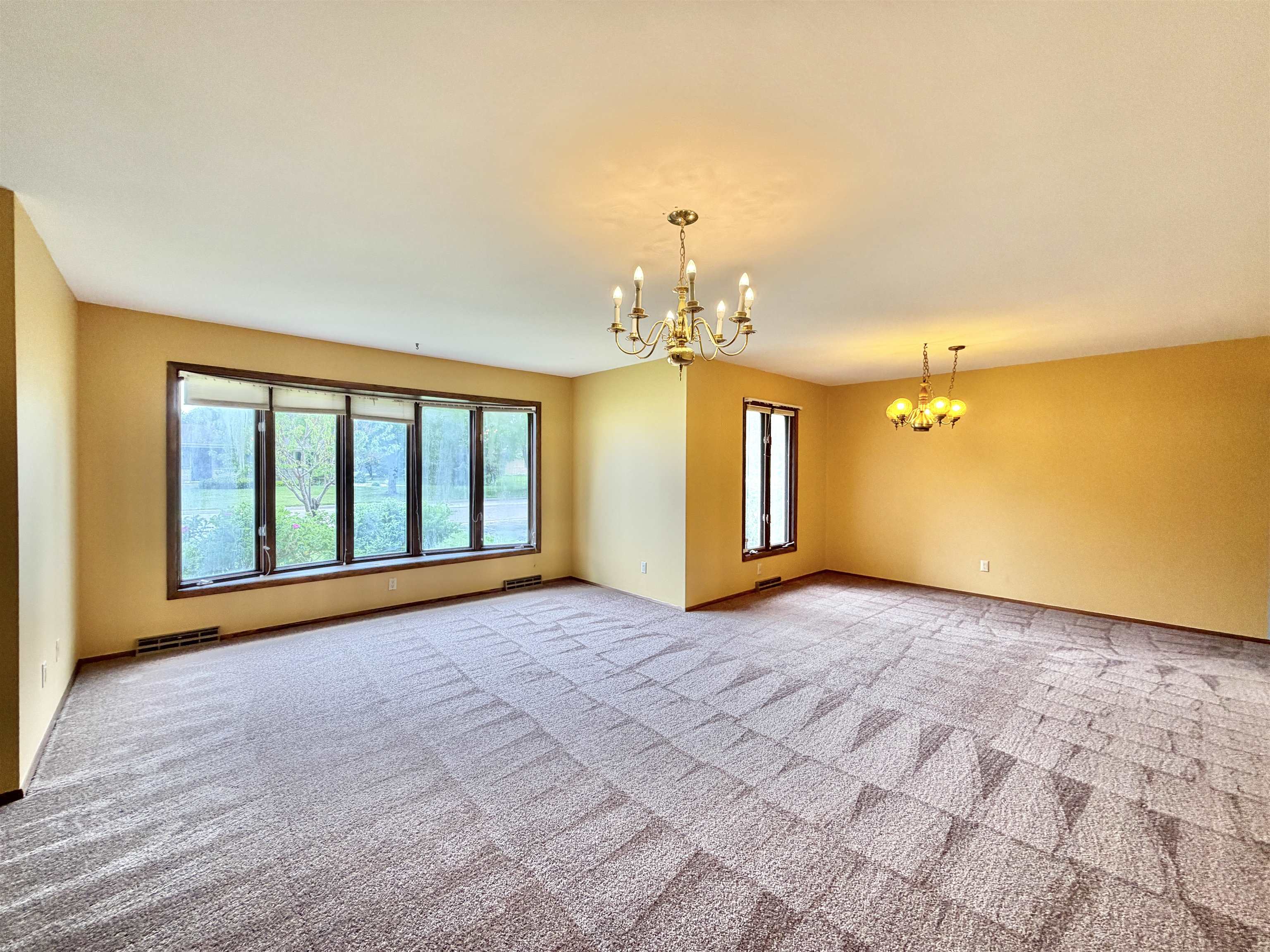 928 Columbia Drive - Photo 3