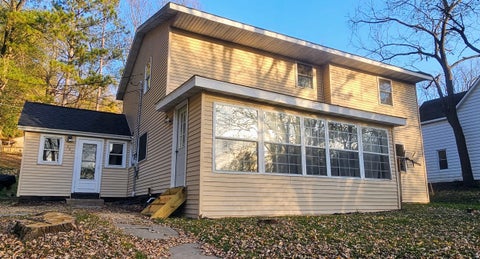 Photo of 587 N Walnut Street, Richland Center, WI 53581 (MLS # 2035560)