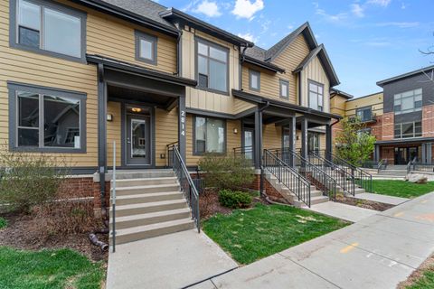 2814 No Oaks Ridge, Fitchburg, WI 53711 - #: 1998741