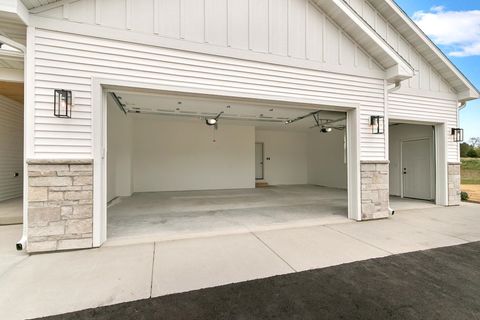 Tiny photo for 1619 Prairie Oak Drive, Wisconsin Dells, WI 53965 (MLS # 2000396)