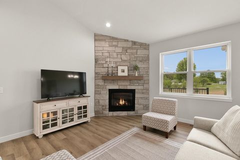 Tiny photo for 1619 Prairie Oak Drive, Wisconsin Dells, WI 53965 (MLS # 2000396)