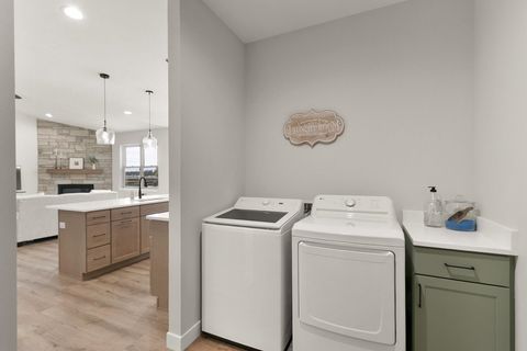 Tiny photo for 1619 Prairie Oak Drive, Wisconsin Dells, WI 53965 (MLS # 2000396)