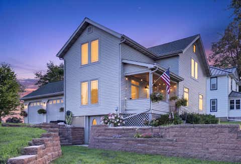 Photo of 122 E Winnebago Street, Friesland, WI 53935 (MLS # 2031077)