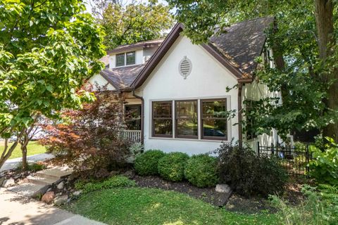 Photo of 305 S Mills Street, Madison, WI 53715 (MLS # 2016805)