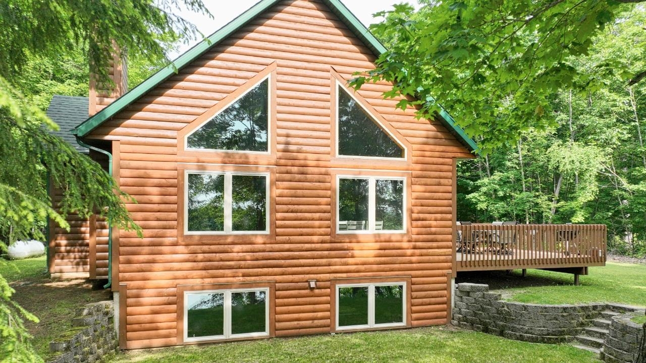 1780 Amik Lake Lane