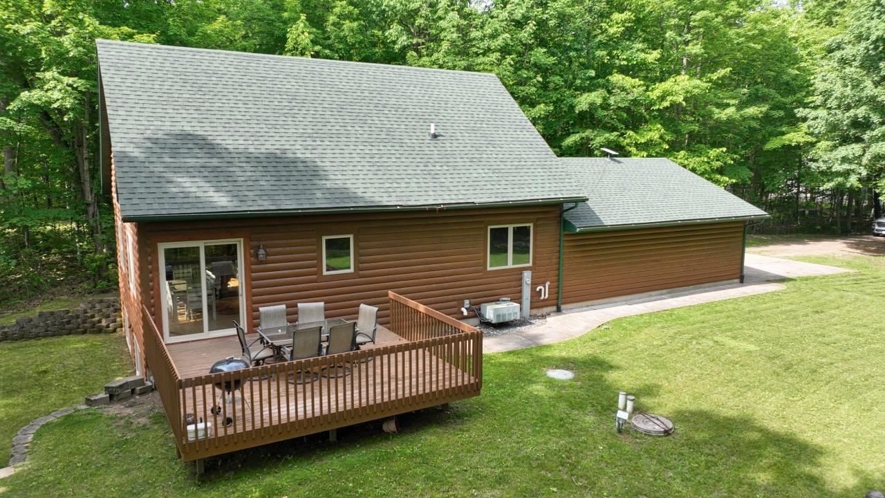 1780 Amik Lake Lane
