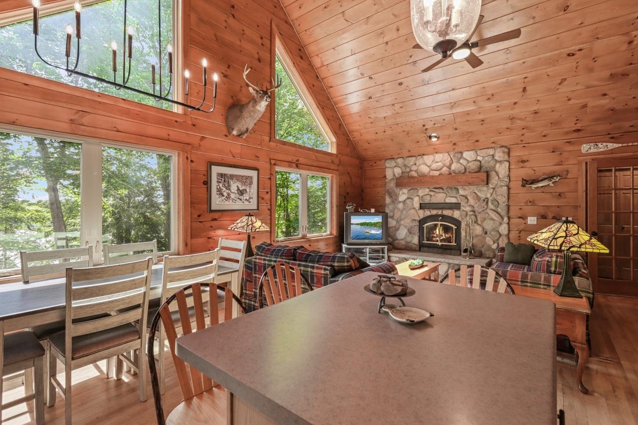 1780 Amik Lake Lane