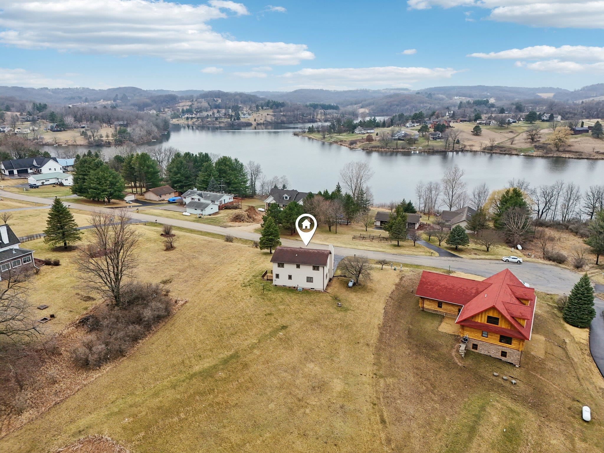 La Valle, Wisconsin 53941, United States, 3 Bedrooms Bedrooms, ,3 BathroomsBathrooms,Residential,Active,101226