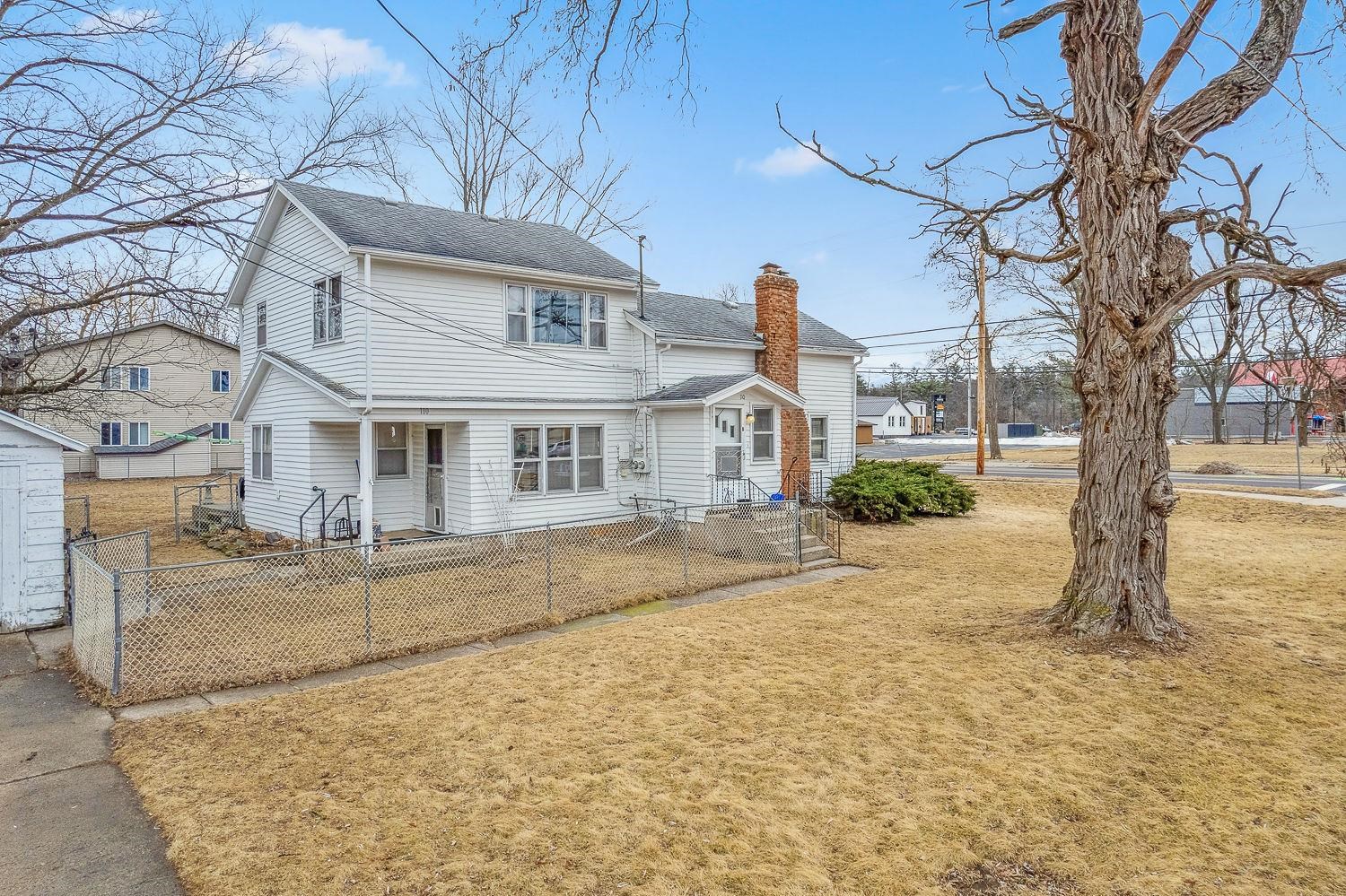Lake Delton, Wisconsin 53940, United States, 4 Bedrooms Bedrooms, ,2 BathroomsBathrooms,Residential,Active,87485