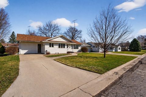 Photo of 2507 16th Street, Monroe, WI 53566 (MLS # 2018455)