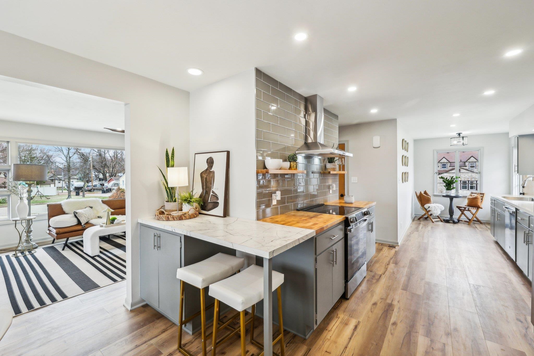 Wisconsin Dells, Wisconsin 53965, United States, 4 Bedrooms Bedrooms, ,3 BathroomsBathrooms,Residential,Active,102354