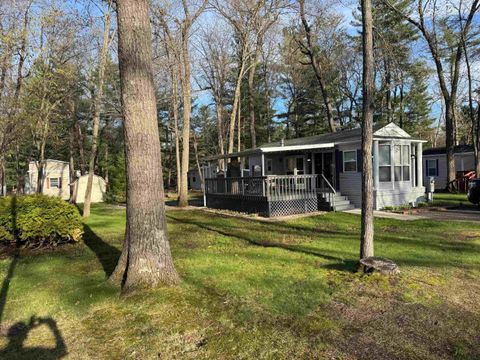 Photo of 114 SUGAR MAPLE Circle 174 #174, Lake Delton, WI 53965 (MLS # 2021705)
