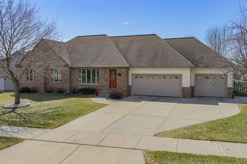 Photo of 35 Harrison Lane, Reedsburg, WI 53959 (MLS # 2019562)